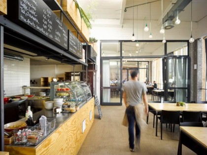 Foto:  Oskar J&amp;auml;ger deli ehrenfeld